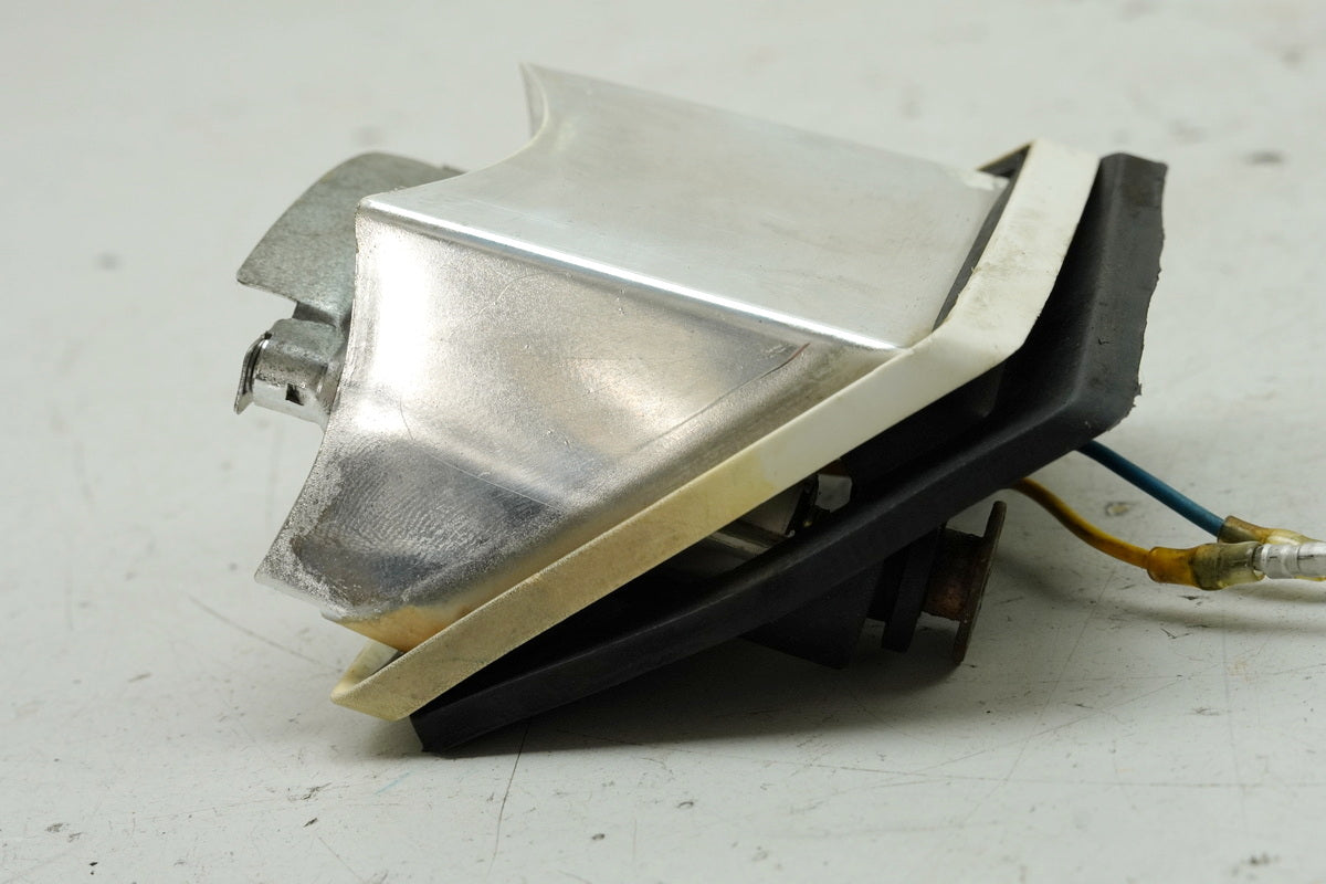 YAMAHA DT 125 R 4BL Rücklicht Gehäuse Fassung Sockel Rückleuchte Gummi