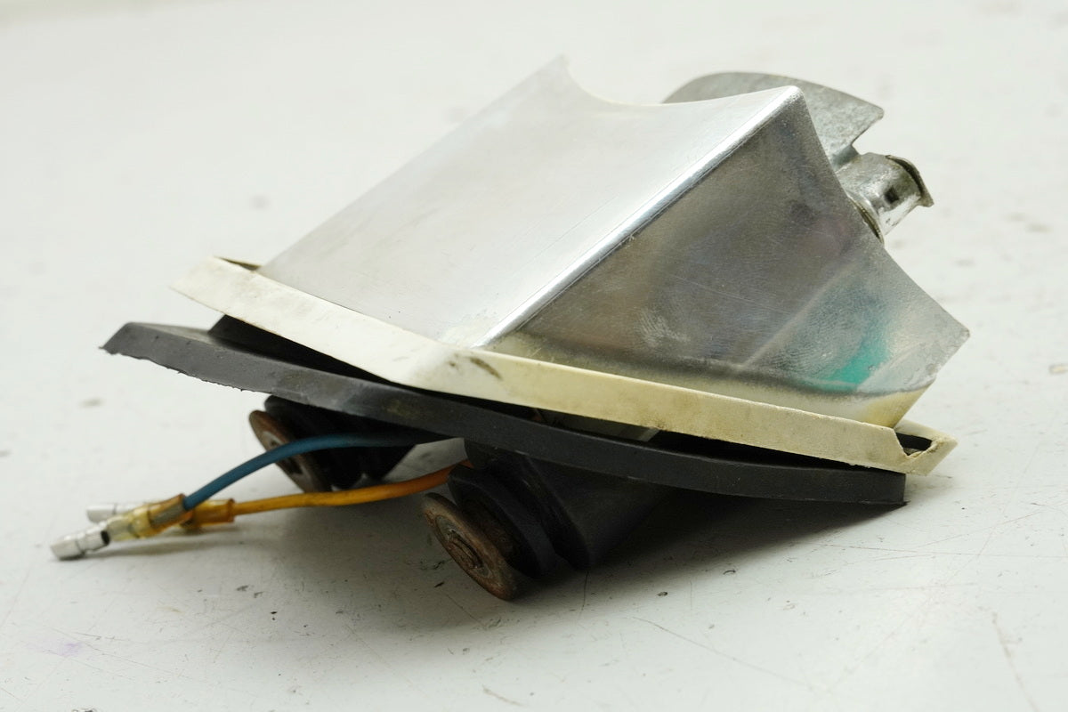YAMAHA DT 125 R 4BL Rücklicht Gehäuse Fassung Sockel Rückleuchte Gummi