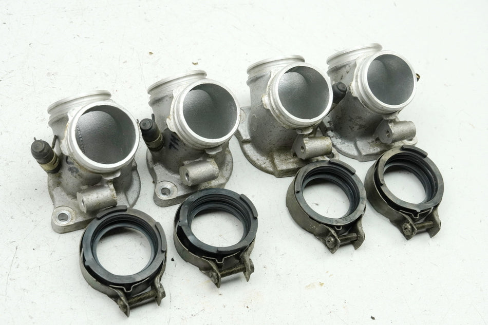 YAMAHA VMX12 VMAX 1200 2WE Verbinder Vergaser Stutzen Gummis Lufteinlass (Motor)