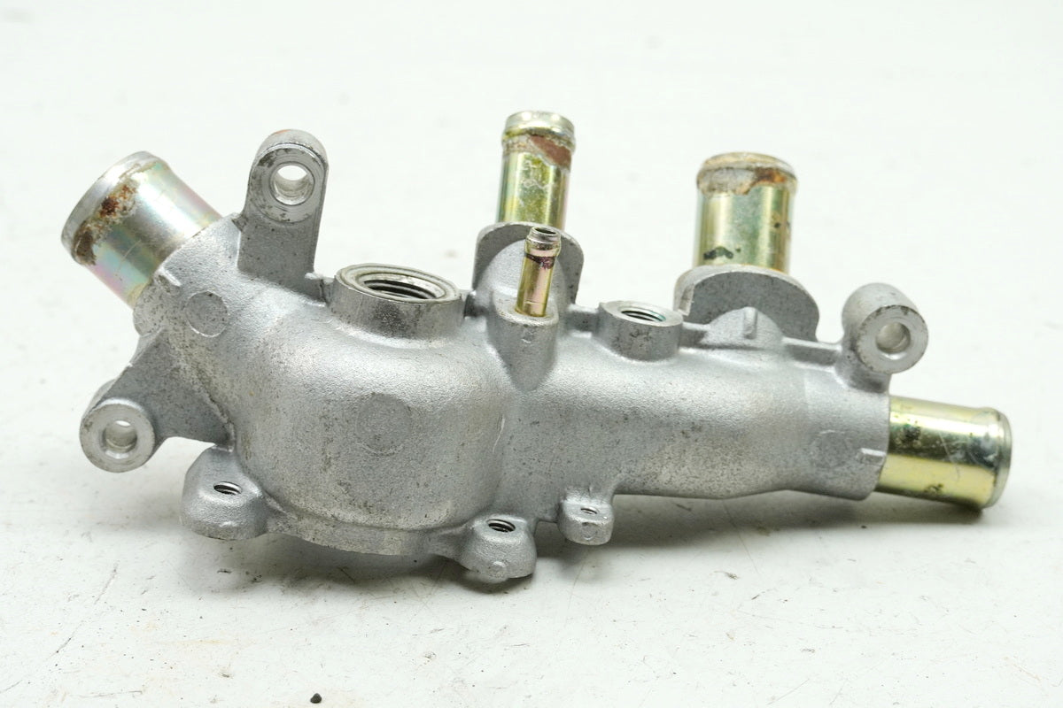 YAMAHA VMX-12 VMAX 1200 2WE Cooling System Connector Radiator Hose Filler Neck