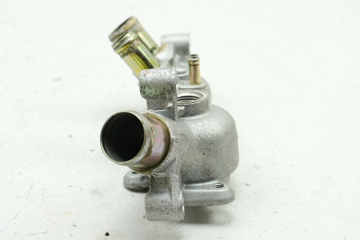 YAMAHA VMX-12 VMAX 1200 2WE Cooling System Connector Radiator Hose Filler Neck