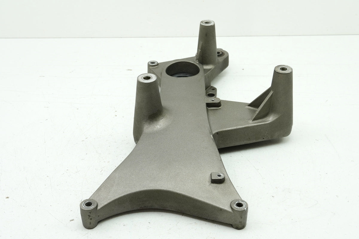 KYMCO XCiting 500 i RFBT70040 Schwinge Halter Motor Schwingarm Motorhalter