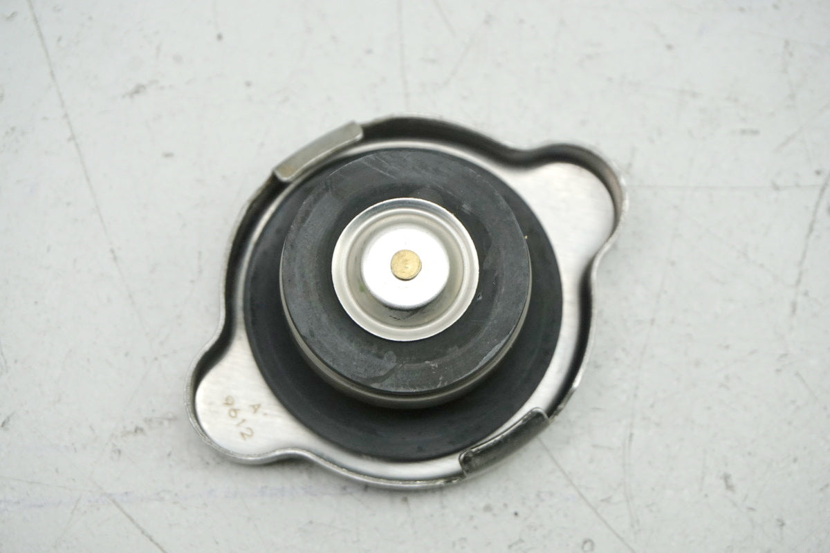 YAMAHA MT 125 A RE39 Kühlerdeckel Cover Kühler Verschluß Deckel