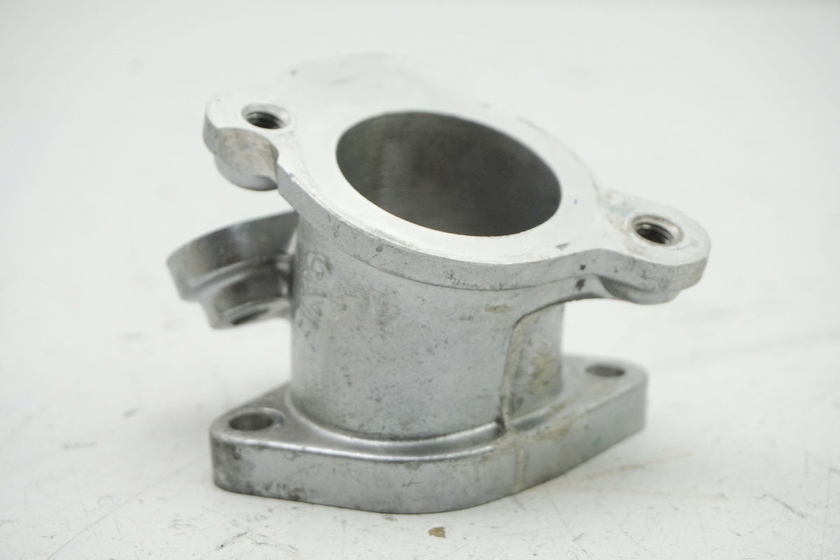 YAMAHA MT 125 A RE39 Holder Injector Housing Manifold