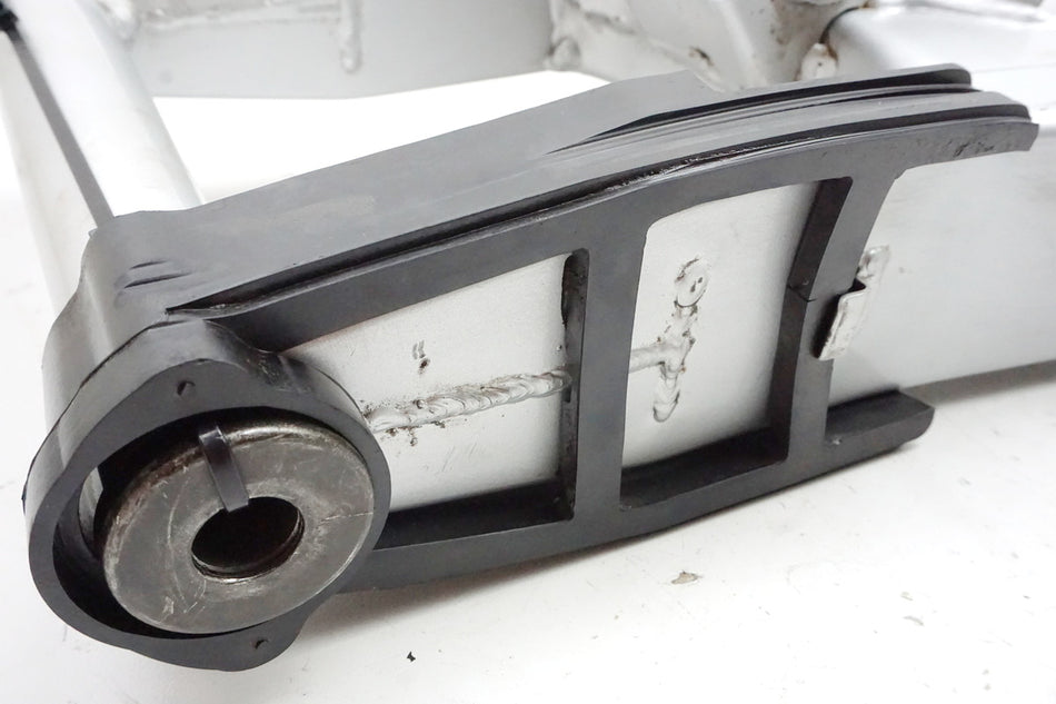 SUZUKI GSX 600 F AJ Schwinge Swingarm 98-02
