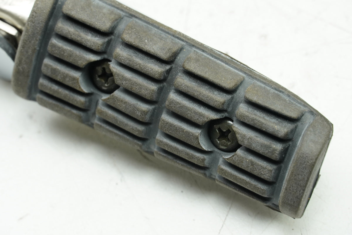 YAMAHA FJ1200 XJ900 RD350LC original Pillion Footrest Left Rear - NEW