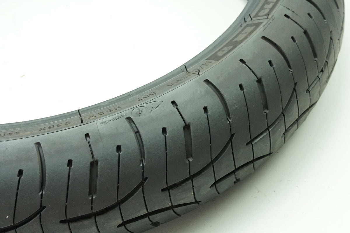 Michelin Pilot Road 4 2CT 120/ 70 ZR 17 M/C 58W Reifen vorn