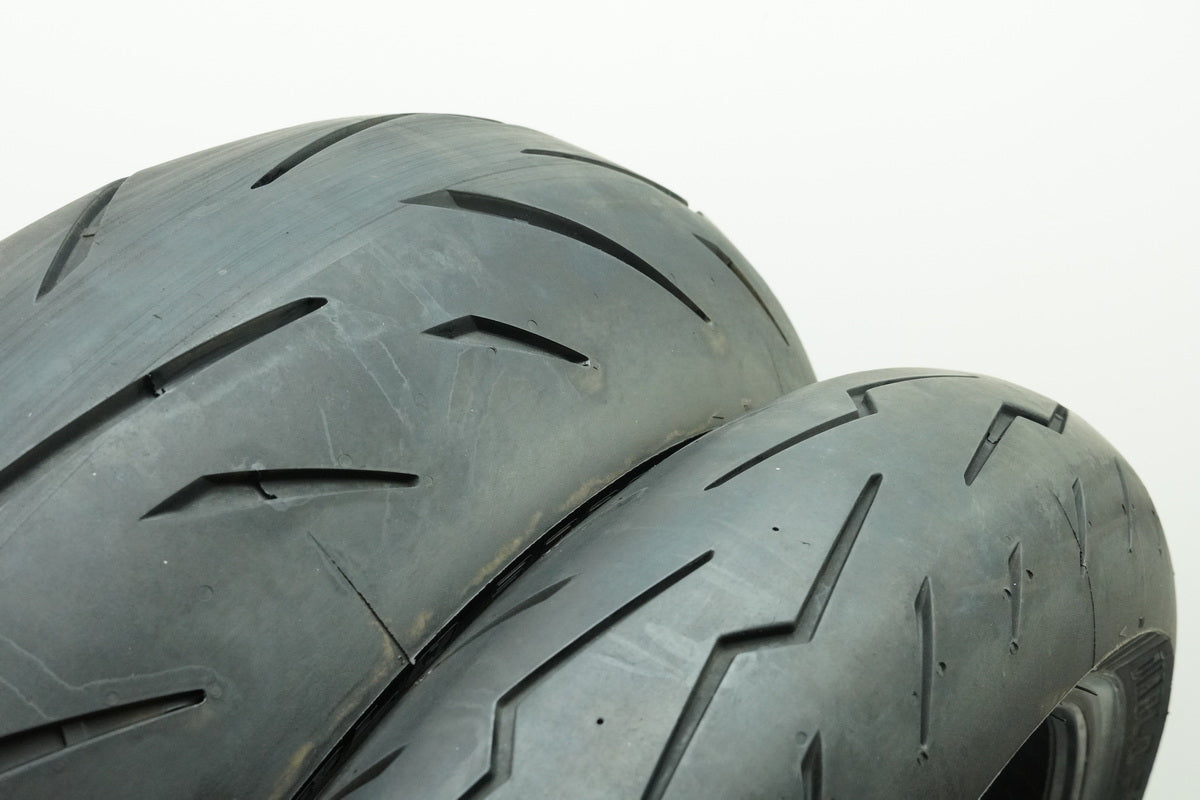 Buell XB12 Neumáticos Pirelli Diablo Rosso IV Juego de neumáticos 120/70 ZR17 + 180/55 ZR17
