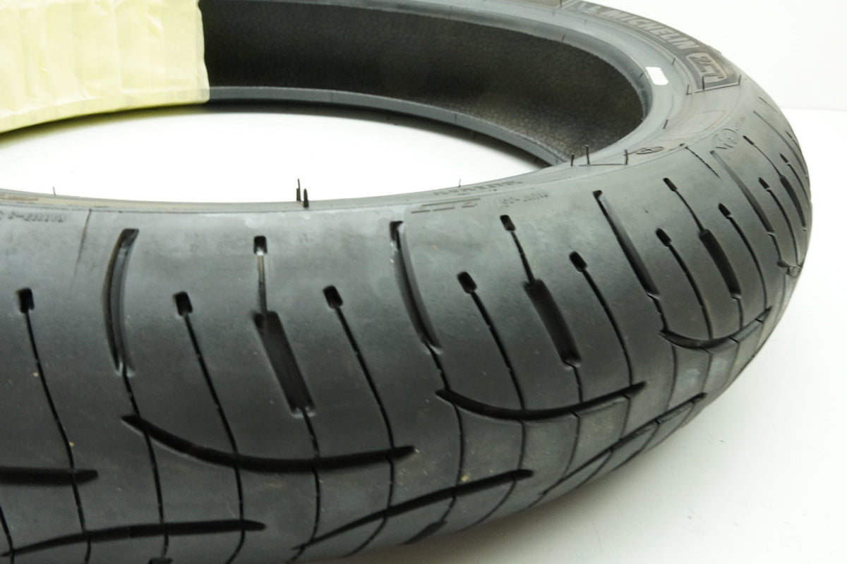 Michelin Pilot Road 4 2CT 120/ 70 ZR 17 M/C 58W Reifen vorn