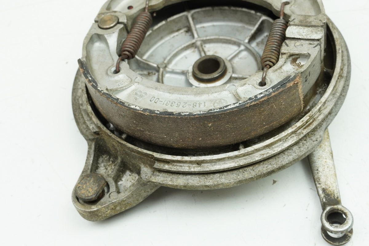 YAMAHA DS7 250 Tambor de freno trasero Anclaje de freno (para llanta, freno trasero)