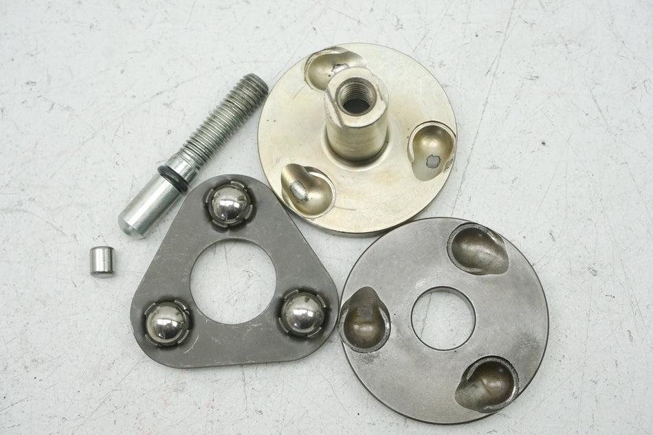 YAMAHA XVS 1100 VP05 DRAG STAR Clutch Pressure Plate Housing Thrust Pin