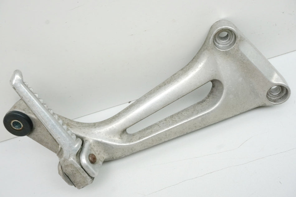 HONDA VTR 1000 SC36 FIRESTORM Sistema de reposapiés trasero derecho Soporte de reposapiés