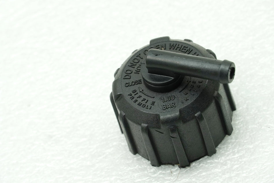 MOTO MORINI CORSARO 1200 Kühlerdeckel Verschluß Kühler Deckel Cover Wasserkühler