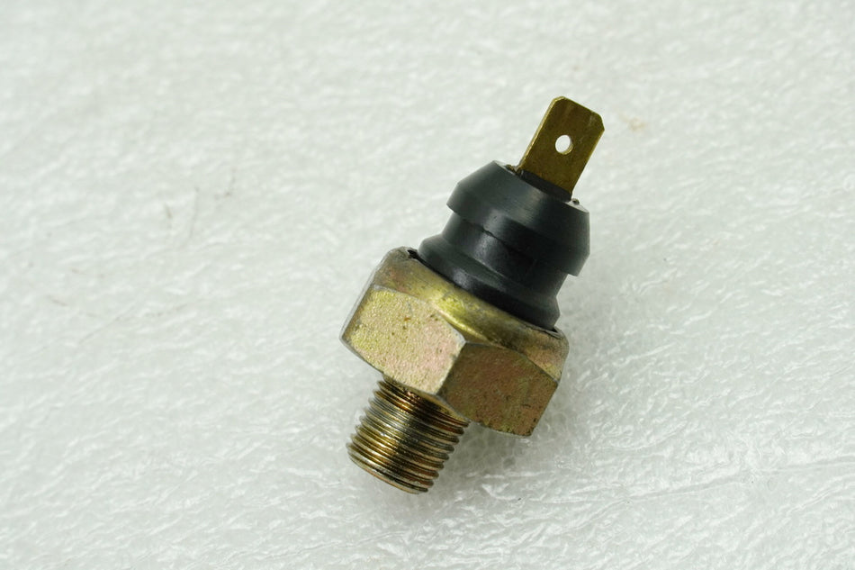 MOTO MORINI CORSARO 1200 Interruptor de presión de aceite (para circuito de aceite del motor)