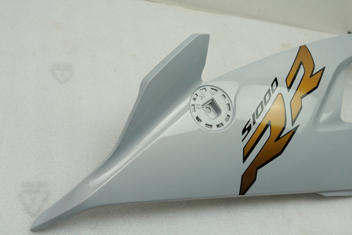BMW S 1000 RR K67 - Seitenverkleidung links Abdeckung Seitenteil Cover silber