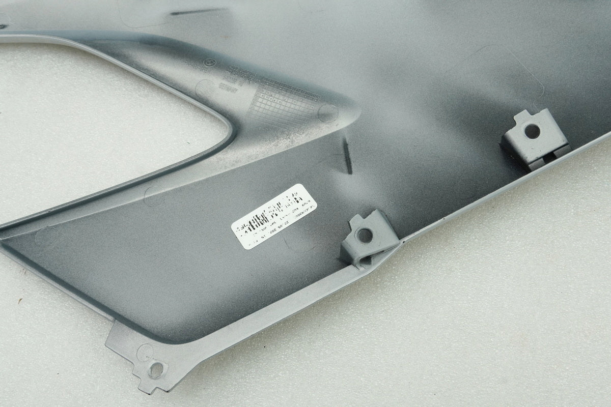 BMW S 1000 RR K67 - Seitenverkleidung links Abdeckung Seitenteil Cover silber