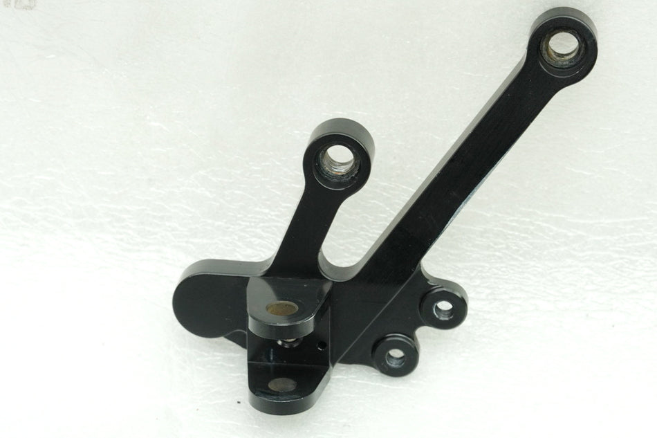 MOTO MORINI CORSARO 1200 Soporte estribera lado izquierdo conductor Placa estribera