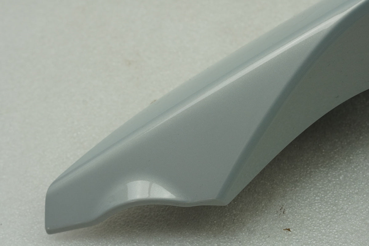 BMW S 1000 RR K67 - Heckverkleidung rechts Abdeckung Seitenteil Cover silber
