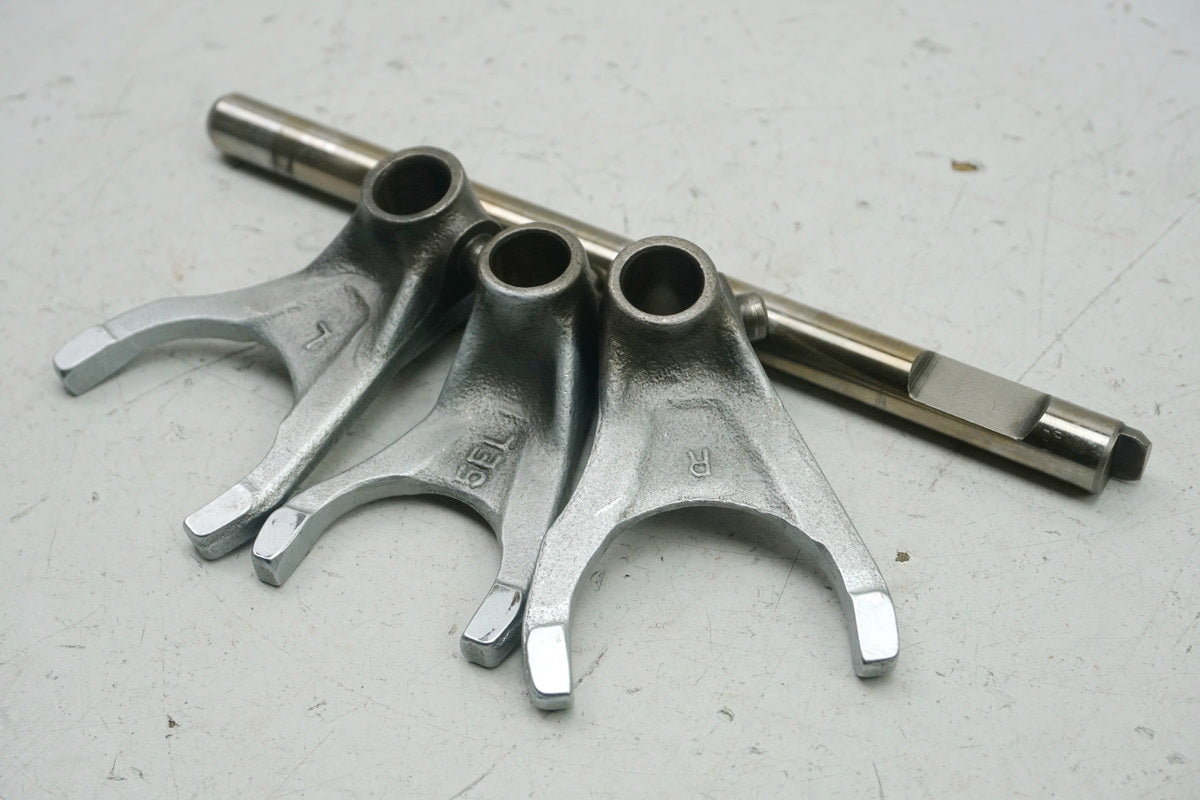 YAMAHA XVS 1100 VP05 DRAG STAR Gearbox Shift Forks