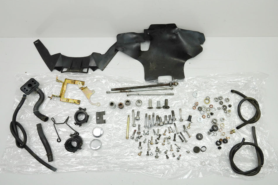 HONDA CB 500 PC32 Schrauben & Kleinteile & Halter