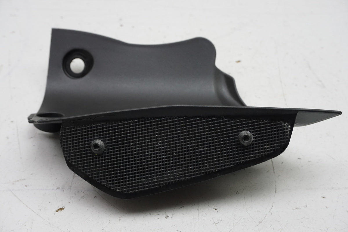 YAMAHA MT 125 A RE39 Fairing Tank right inner cover trim panel