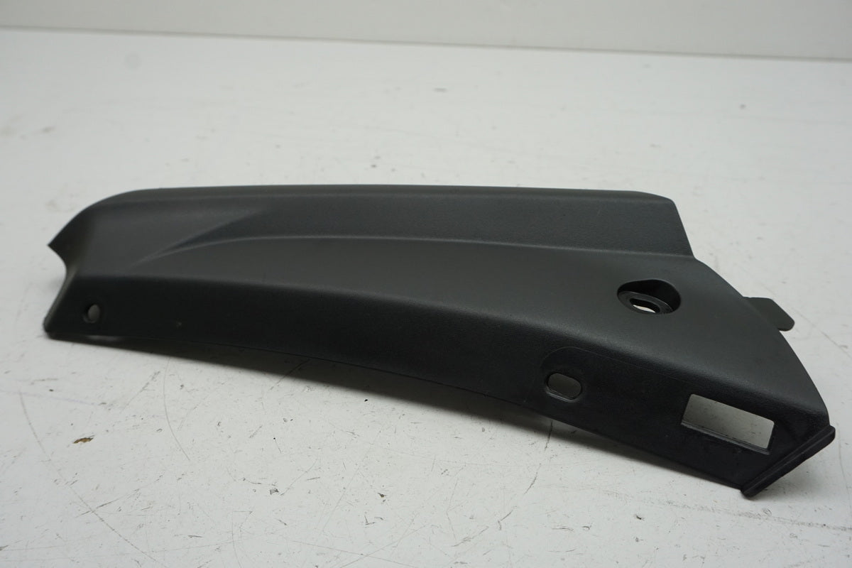 YAMAHA MT 125 A RE39 Fairing Rear Right Lower Cover Trim