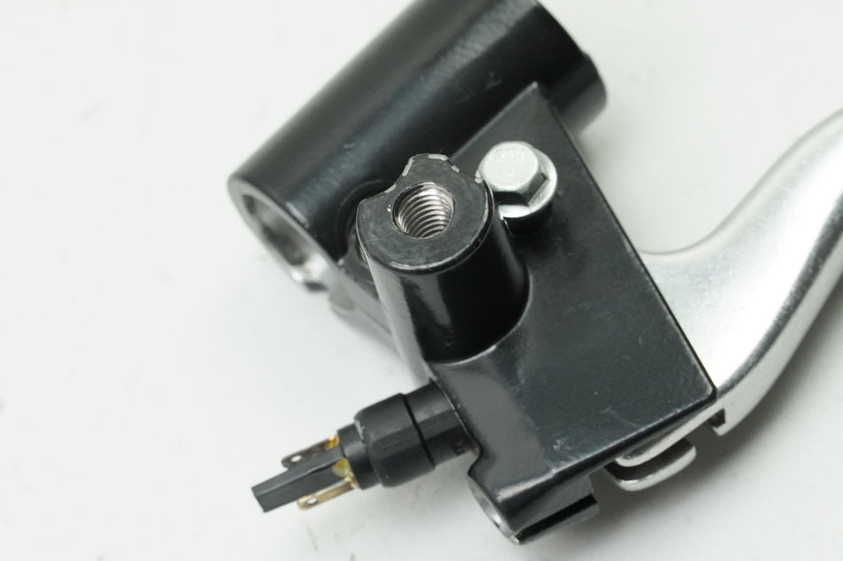 VESPA Primavera 50 4T 3V i-Get Bremsarmatur links Bremshebel Schalter CM063806
