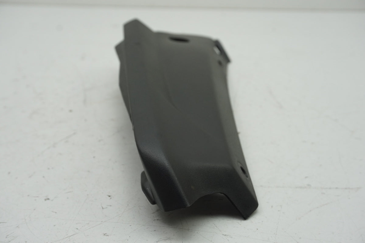 YAMAHA MT 125 A RE39 Fairing Rear Right Lower Cover Trim