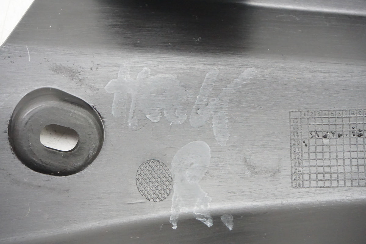 YAMAHA MT 125 A RE39 Fairing Rear Right Lower Cover Trim