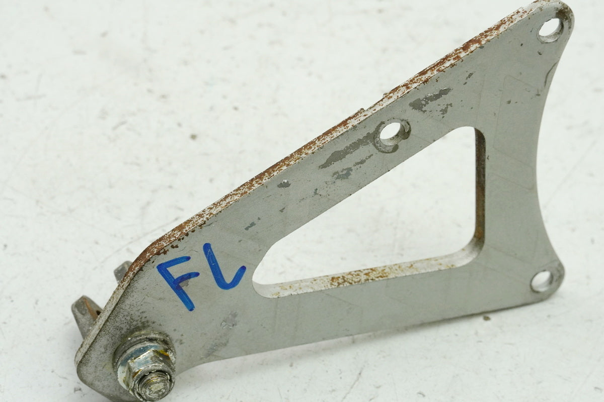 SUZUKI RG 125 NF12B GAMMA Footrest Holder Rider Left Bracket Footrest Plate