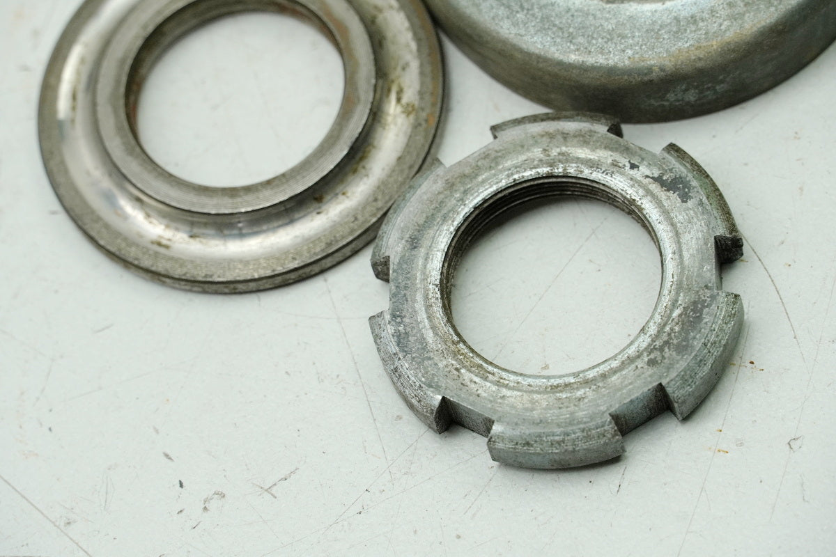 YAMAHA DS7 250 Mutter Sicherung Lenkkopf Gabelbrücke (für Gabel)
