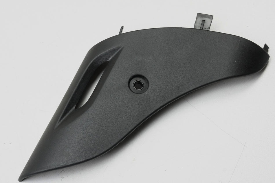 VESPA Primavera 50 4T 3V i-Get Abdeckung Schwinge Cover Verkleidung 1C001164