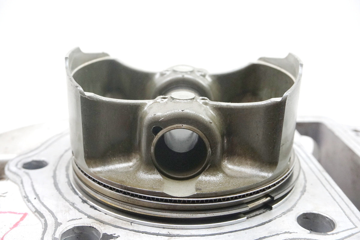 YAMAHA XVS 1100 VP05 DRAG STAR Front Cylinder & Piston