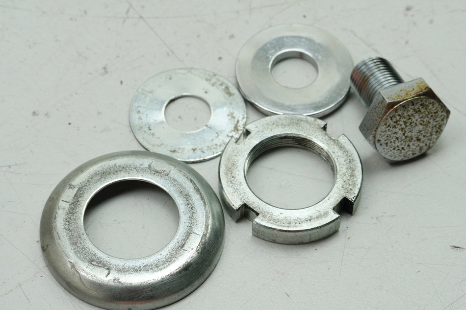 KAWASAKI Z 750 E KZ750E Mutter Sicherung Lenkkopf Gabelbrücke Dichtung Schraube