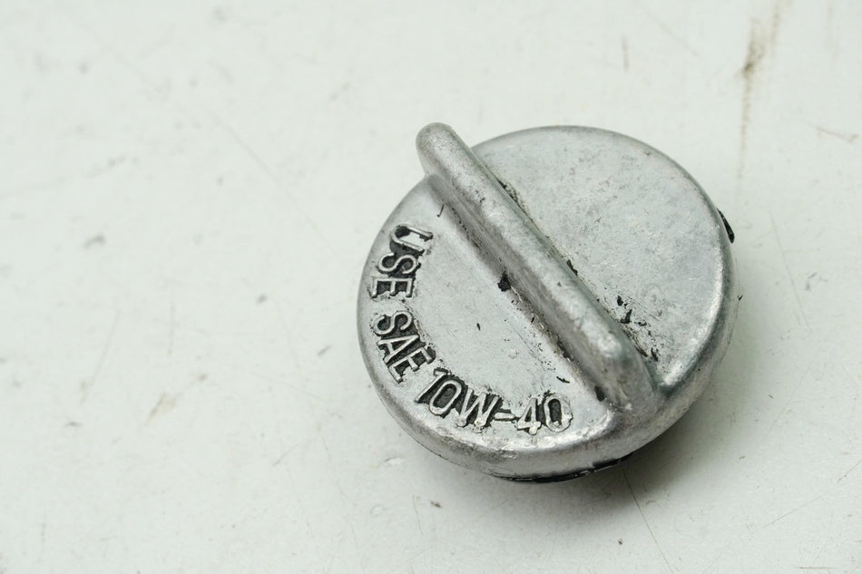 KAWASAKI Z 750 E KZ750E  Deckel Öleinfüllstutzen Cover Verschluss Schraube Öl