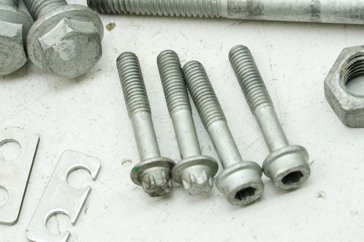 BMW K 1200 LT A K2LT Bracket Engine Screws Bushings Strut Engine Mount