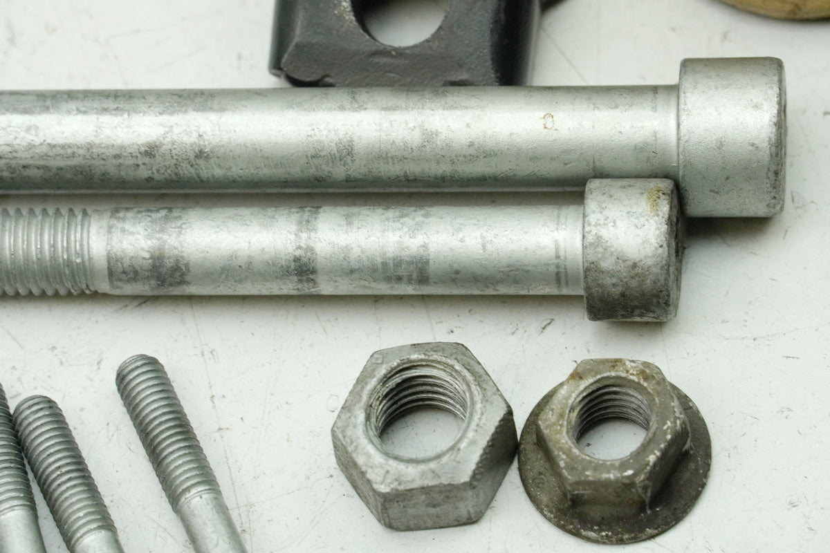 BMW K 1200 LT A K2LT Bracket Engine Screws Bushings Strut Engine Mount