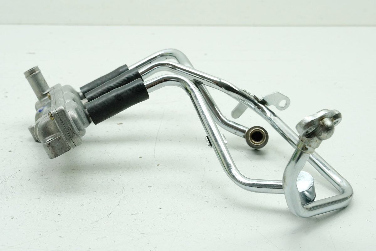 Honda GL 1500 F6C Valkyrie SC34 Steuerung Lufteinspritzung rechts Rohr Luftzufuhr