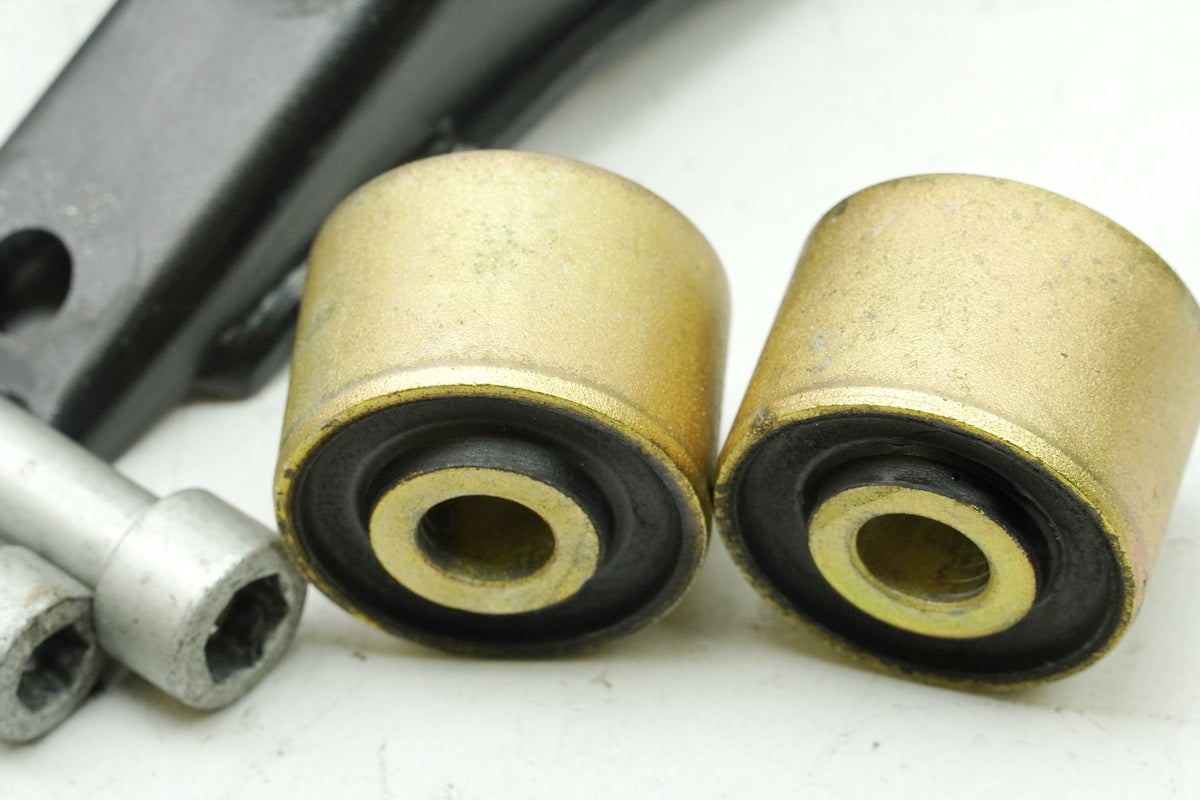 BMW K 1200 LT A K2LT Bracket Engine Screws Bushings Strut Engine Mount