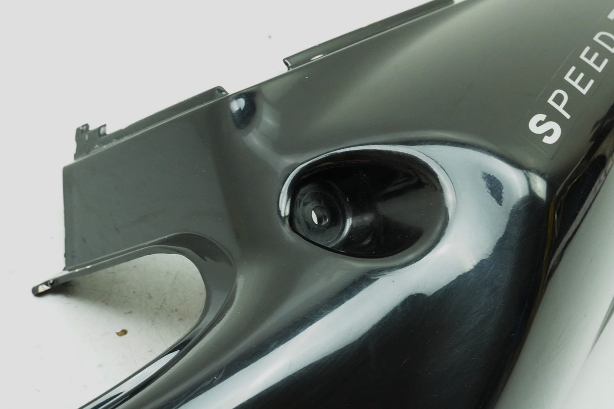 TRIUMPH SPEED TRIPLE 955 i 595 N Heckverkleidung links Abdeckung Cover T2304790