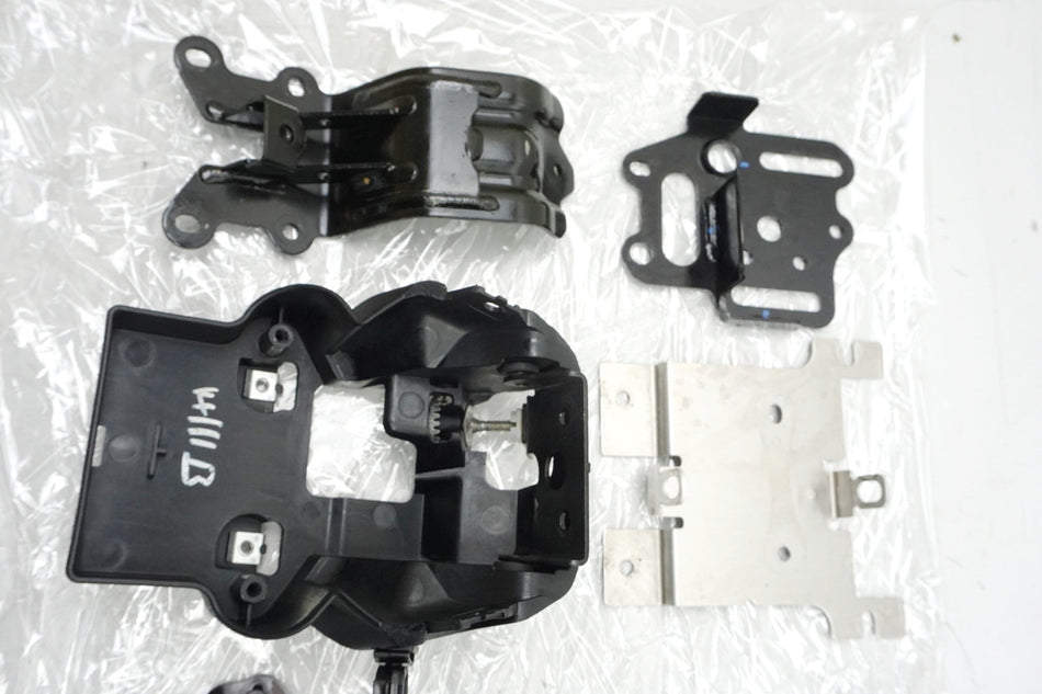 YAMAHA MT 125 A RE39 Halterungen Halter Träger Aufnahmen