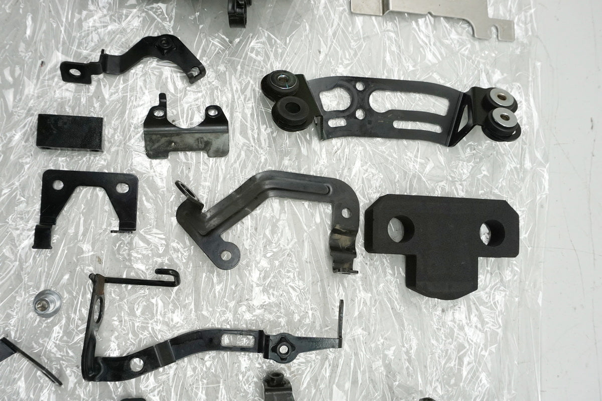 YAMAHA MT 125 A RE39 Brackets Holders Mounts Supports