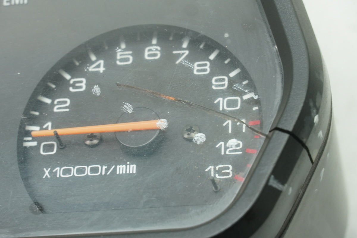 SUZUKI RG 125 NF12B GAMMA Tacho Cockpit Instrumente Speedometer - 36217 km