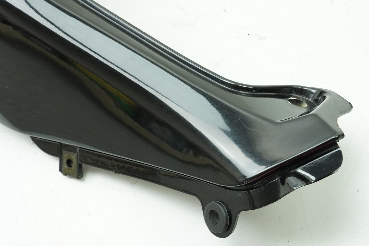 TRIUMPH SPEED TRIPLE 955 i 595 N Heckverkleidung rechts Abdeckung Cover T2304780