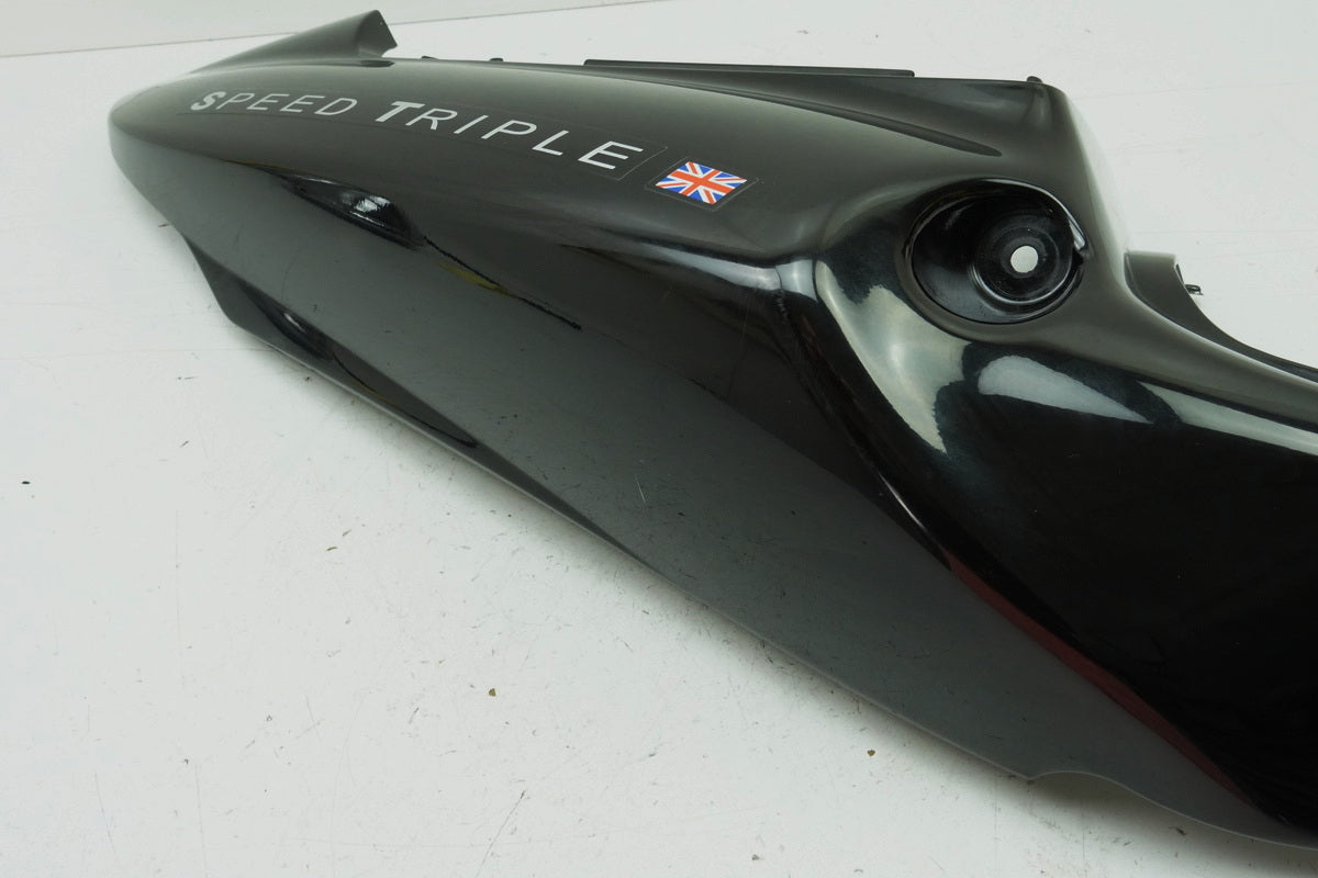 TRIUMPH SPEED TRIPLE 955 i 595 N Heckverkleidung rechts Abdeckung Cover T2304780