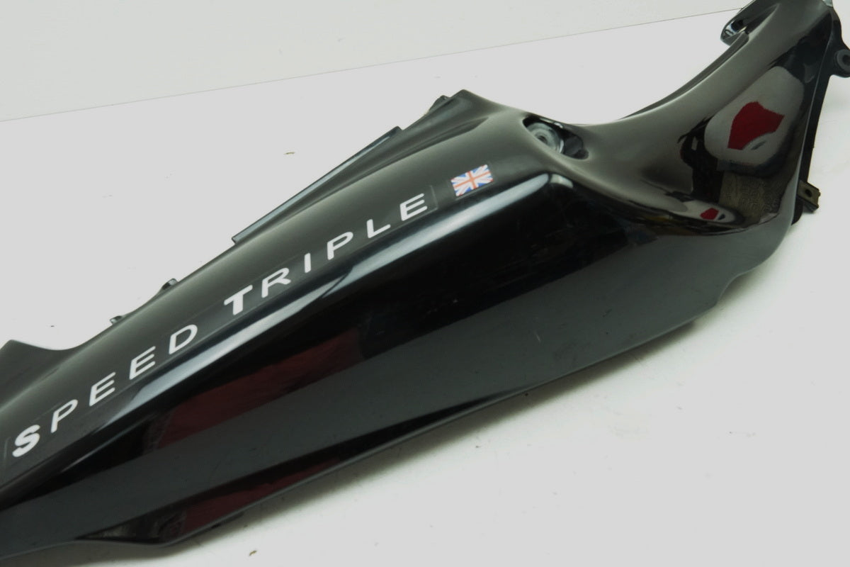 TRIUMPH SPEED TRIPLE 955 i 595 N Heckverkleidung rechts Abdeckung Cover T2304780