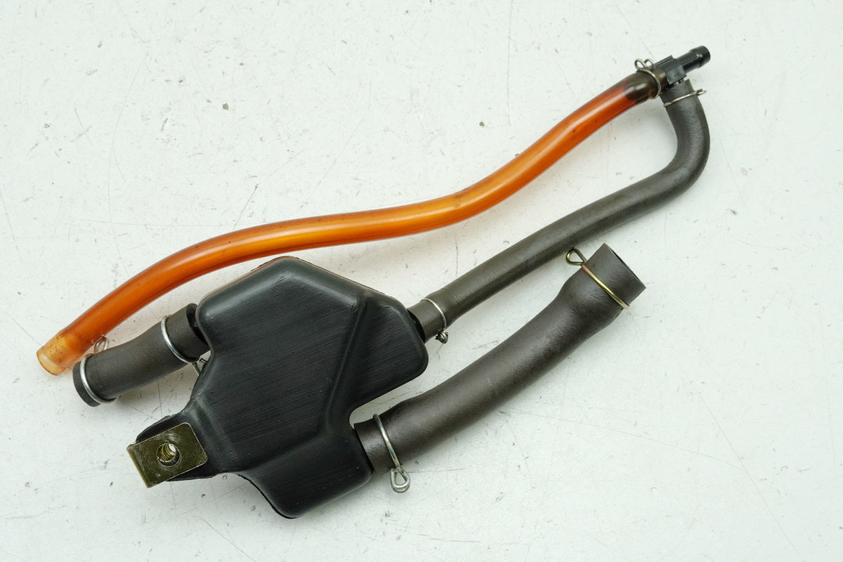 Honda GL 1500 F6C Valkyrie SC34 Reservoir Vent Engine Gearbox Crankcase