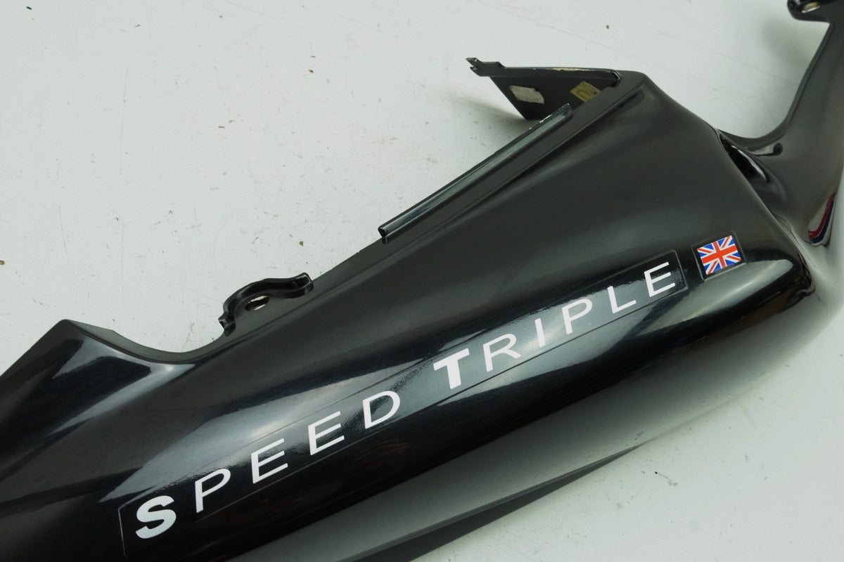 TRIUMPH SPEED TRIPLE 955 i 595 N Heckverkleidung rechts Abdeckung Cover T2304780