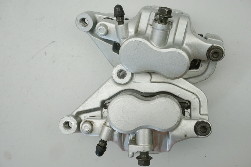 YAMAHA XVS 1100 VP05 DRAG STAR Pinza de freno delantera Par