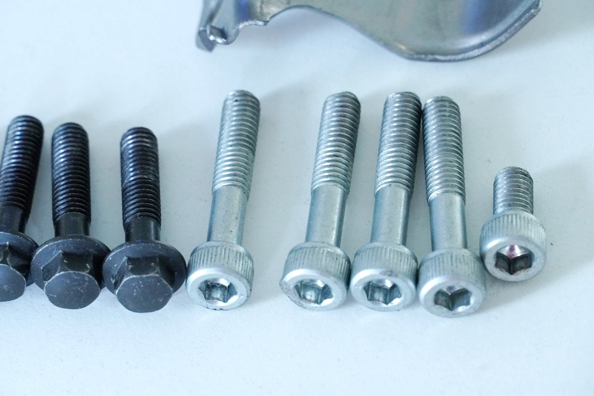 Honda CBR 900 SC33 Schrauben Limadeckel Stator Motordeckel (für Motor) 96-99